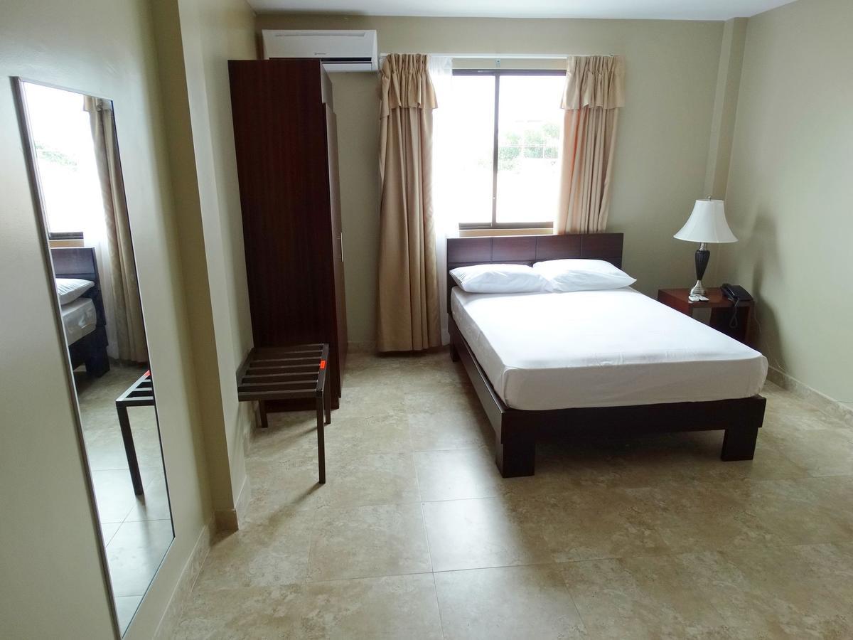 Hotel Marvento Suites Salinas  Ngoại thất bức ảnh